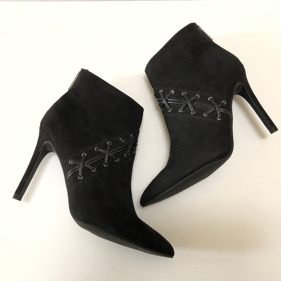 Guess Shoes - Guess Black Faux Suede Ankle Boots Booties 6.5